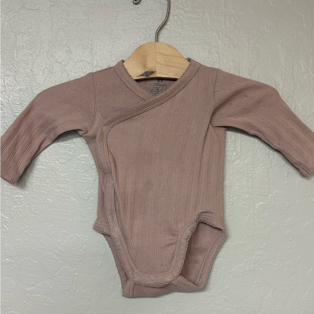 $7 ADD ON h&m pointelle kimono style bodysuit 3M Zara Hanna Andersson Baby Gap